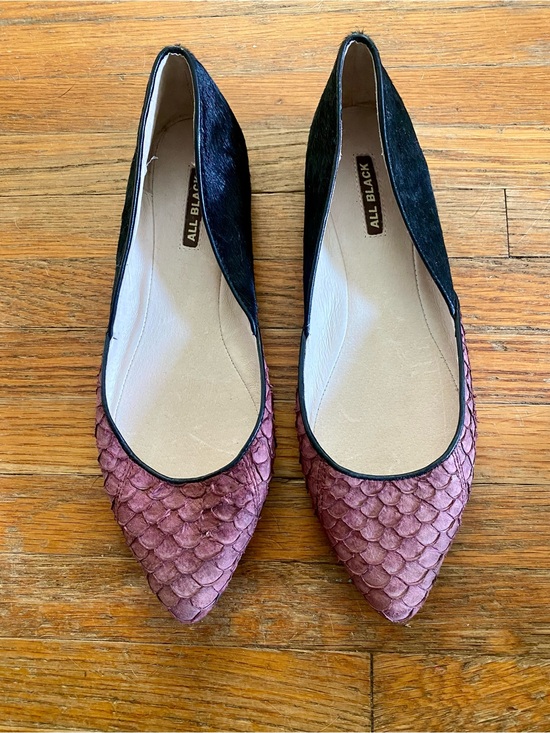 All black Shoes - ALL BLACK Women’s Two-Tone Pointed Flats in Mauve and Black